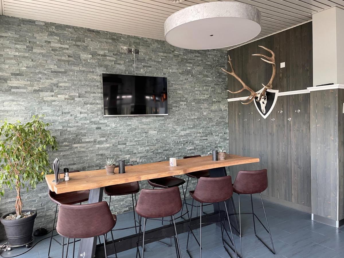 Airporthotel Гренхен Екстер'єр фото